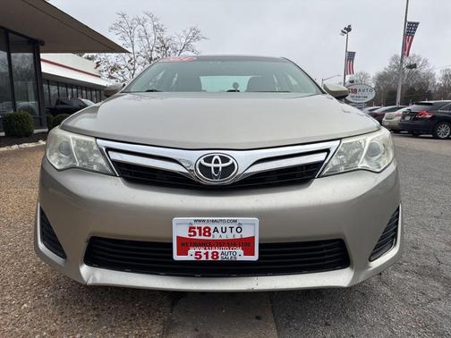 2014 Toyota Camry LE