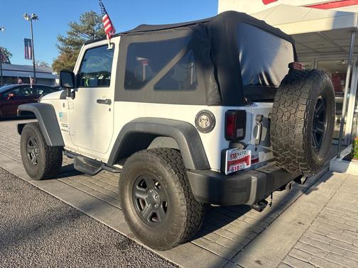 2017 Jeep Wrangler Sport