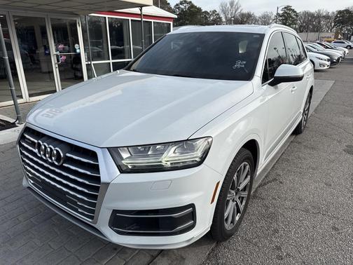 2019 Audi Q7 45 Premium Plus