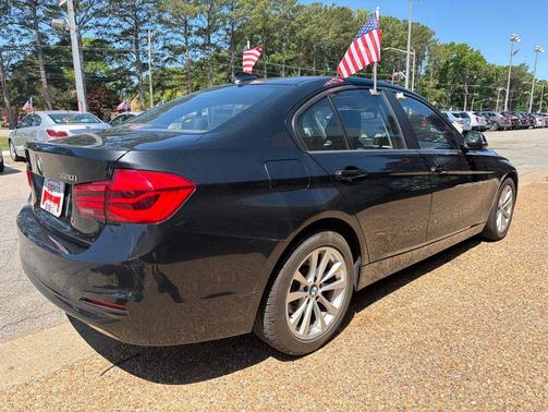 Black Sapphire Metallic 2016 BMW 320 i