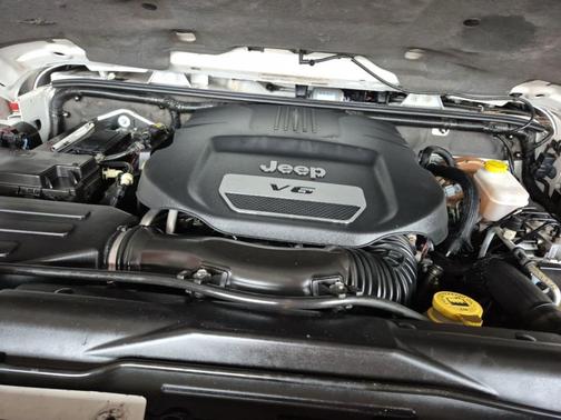 2012 Jeep Wrangler Unlimited Sahara