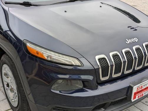 2014 Jeep Cherokee Sport
