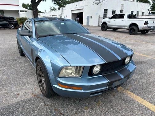 Windveil Blue Clearcoat Metallic 2006 Ford Mustang Base
