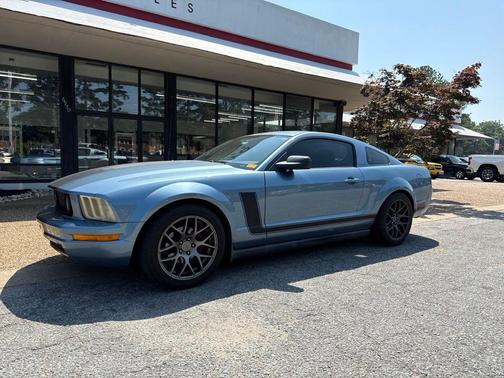 Windveil Blue Clearcoat Metallic 2006 Ford Mustang Base