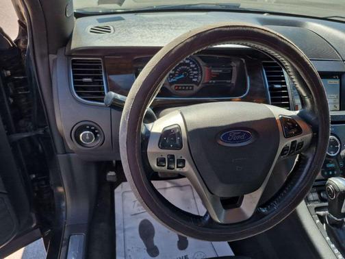 Shadow Black 2018 Ford Taurus Limited