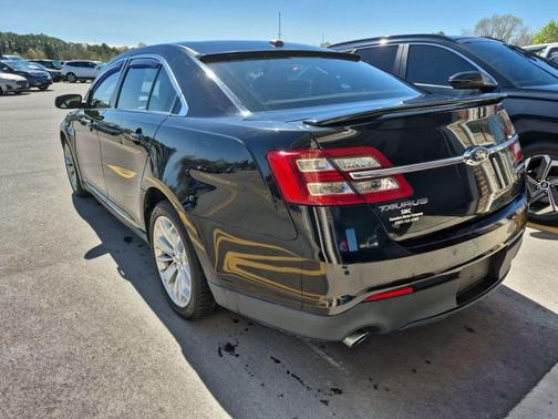Shadow Black 2018 Ford Taurus Limited