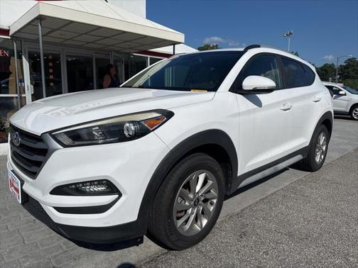 2017 Hyundai TUCSON SE Plus