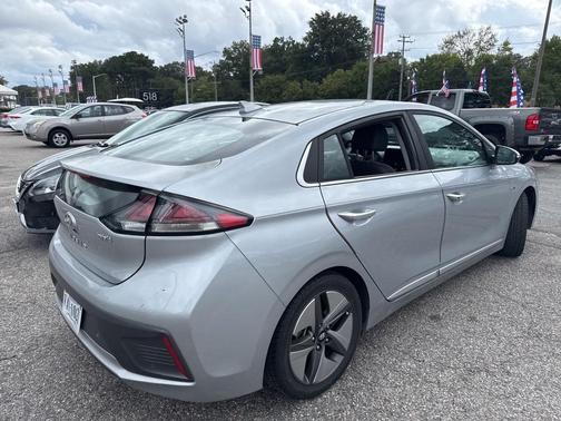 2020 Hyundai IONIQ Hybrid Limited