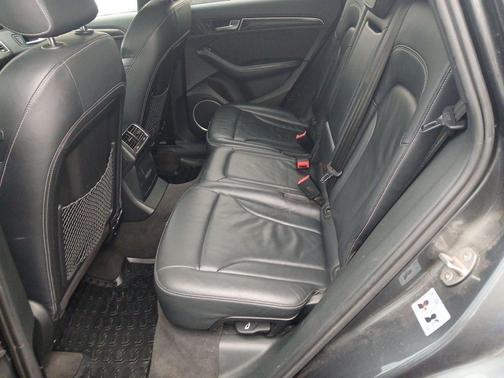 2016 Audi SQ5 3.0T Premium Plus