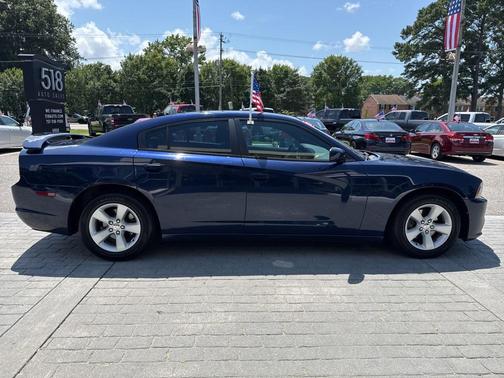 2013 Dodge Charger SE