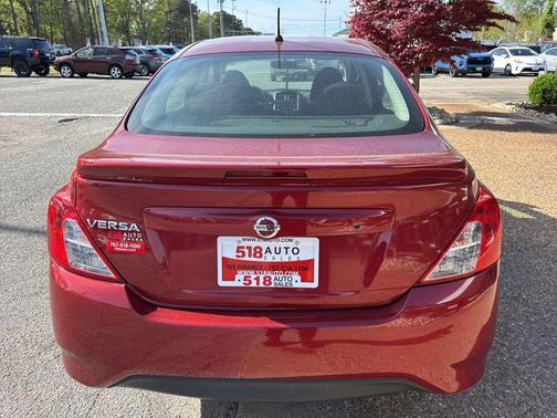 2018 Nissan Versa 1.6 S+