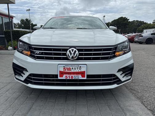 2017 Volkswagen Passat 1.8T R-Line w/Comfort