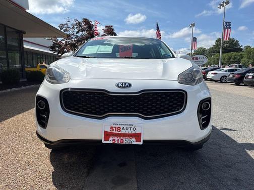 Clear White 2019 Kia Sportage LX