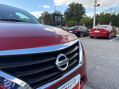 2015 Nissan Versa 1.6 S+