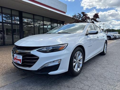 Summit White 2019 Chevrolet Malibu LT