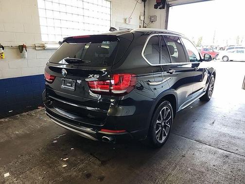 Black Sapphire Metallic 2015 BMW X5 xDrive35i