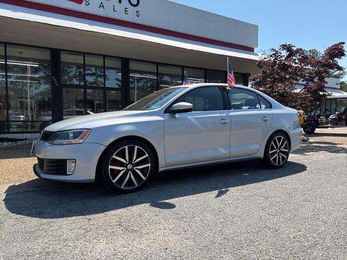 Frost Silver 2013 Volkswagen Jetta GLI Autobahn