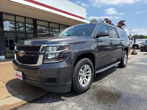 Tungsten Metallic 2018 Chevrolet Suburban LS