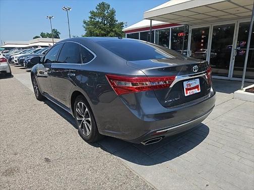2017 Toyota Avalon XLE