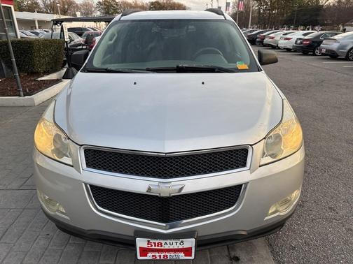 2009 Chevrolet Traverse LS