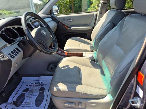 2006 Toyota Highlander Hybrid Base