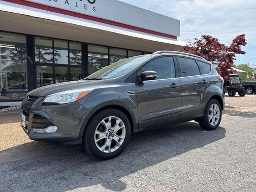 Magnetic 2015 Ford Escape Titanium