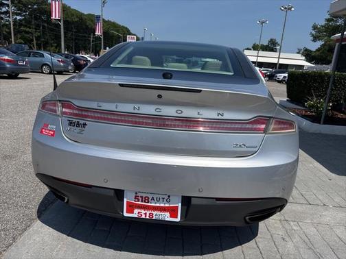 2014 Lincoln MKZ Base