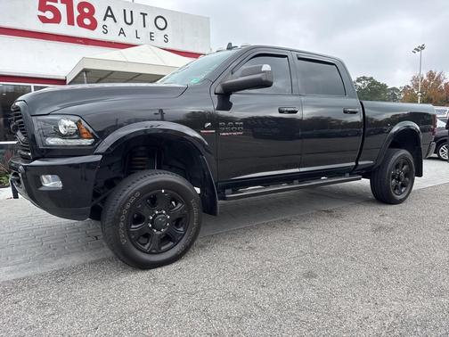 2018 RAM 3500 Laramie Crew Cab 4x4 6'4' Box