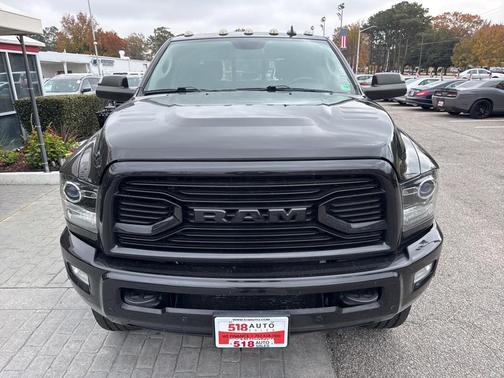 2018 RAM 3500 Laramie Crew Cab 4x4 6'4' Box