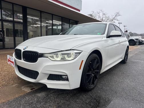 2018 BMW 330 xDrive