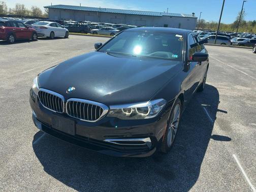Black Sapphire Metallic 2020 BMW 530 xDrive