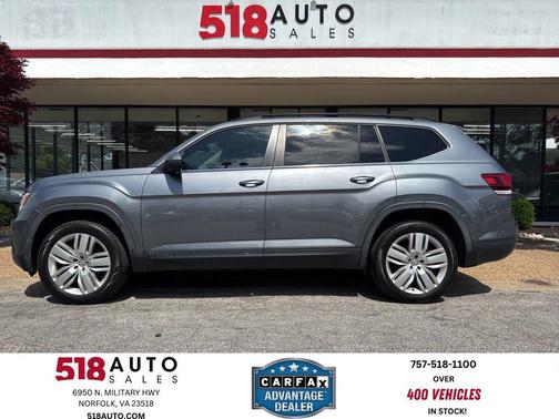 Platinum Gray Metallic 2020 Volkswagen Atlas 2.0T SE w/Technology