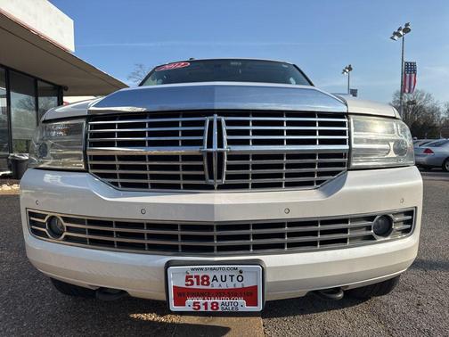 2012 Lincoln Navigator Base