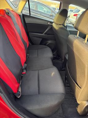 2013 Mazda Mazda3 i Touring