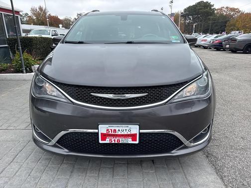 2020 Chrysler Pacifica Touring-L Plus