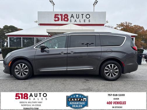 2020 Chrysler Pacifica Touring-L Plus