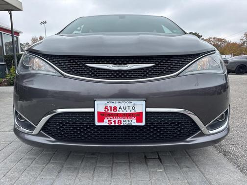 2020 Chrysler Pacifica Touring-L Plus