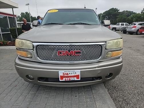 2002 GMC Yukon Denali