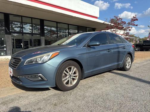 Nouveau Blue 2015 Hyundai SONATA SE
