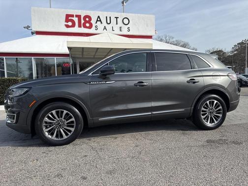 2019 Lincoln Nautilus Select