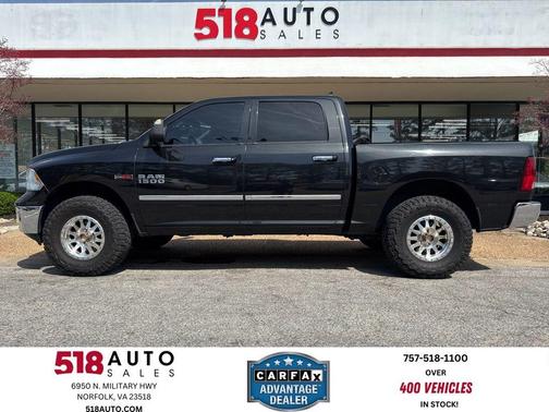 Brilliant Black Crystal Pearlcoat 2017 RAM 1500 Big Horn