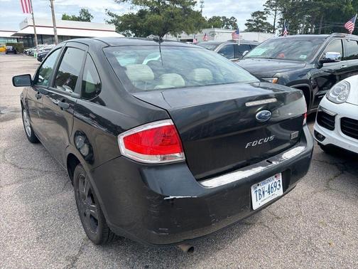 Ebony 2011 Ford Focus S