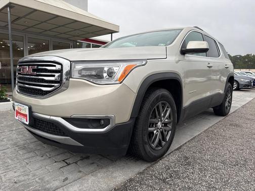 2017 GMC Acadia SLT-1