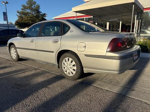 2004 Chevrolet Impala Base