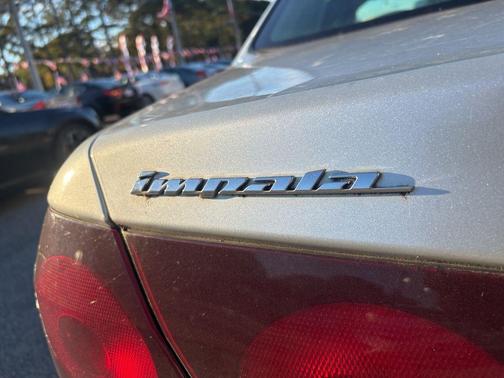 2004 Chevrolet Impala Base