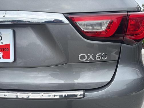 2017 INFINITI QX60 Base