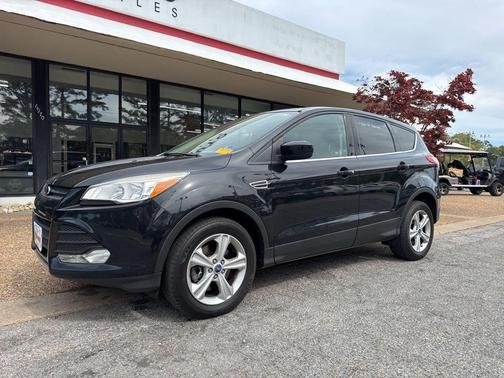 Tuxedo Black 2013 Ford Escape SE