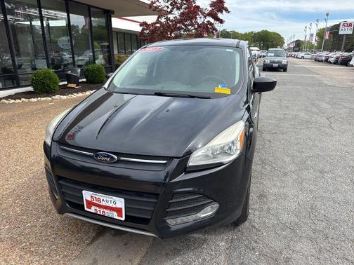 Tuxedo Black 2013 Ford Escape SE