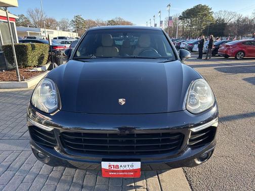 2016 Porsche Cayenne Cayenne