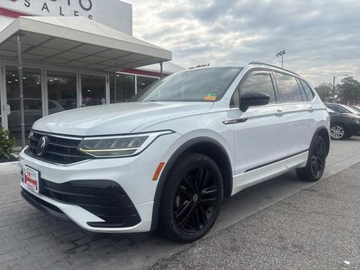 2022 Volkswagen Tiguan 2.0T SE R-Line Black 4MOTION